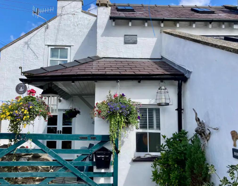 Anglesey Traditional 2 Bed Stone Cottage With Ev Amlwch Buitenkant foto